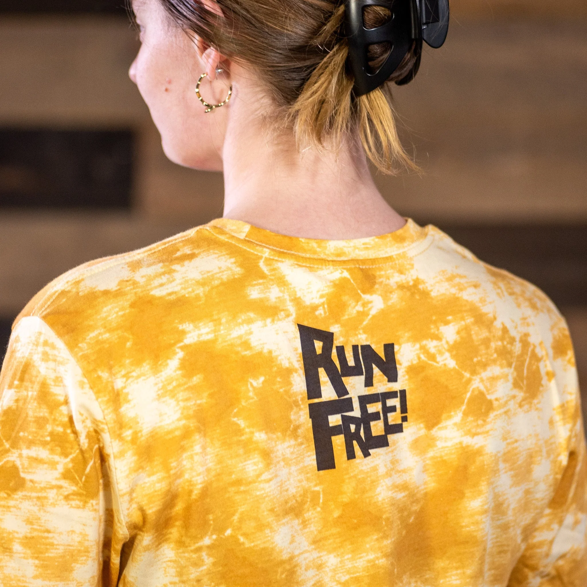 "RUN FREE" LUNA SPLASH TIE-DYE TEE T-SHIRT - Image 5