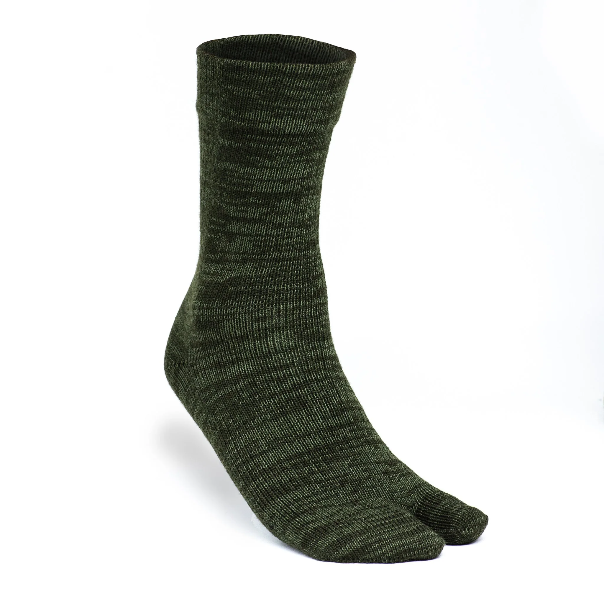 Fluffy YUBI Tabi Socks - Image 3