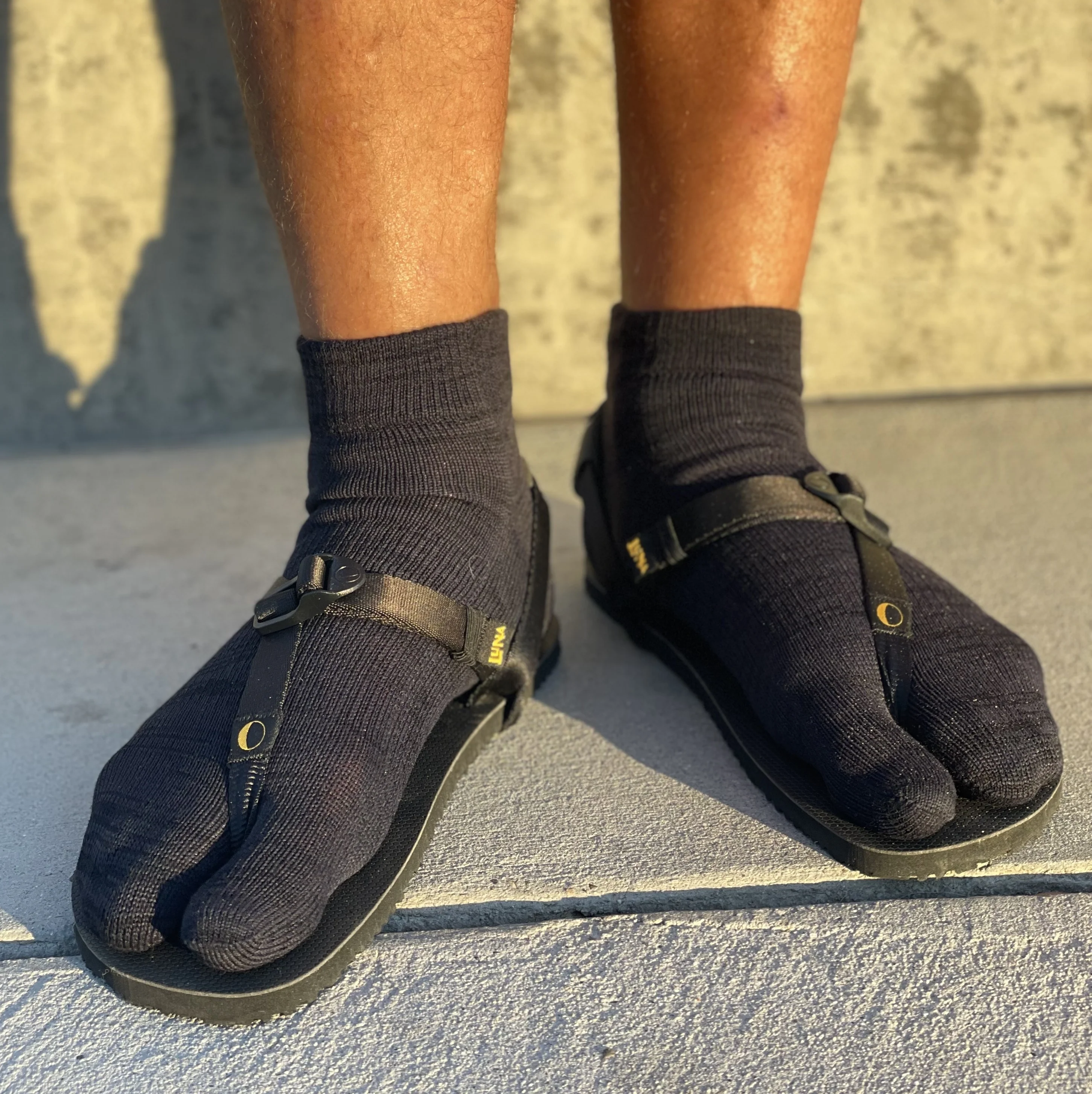 LUNA YUBI Tabi Socks - Merino Wool & Cordura - Ankle Length - Image 3
