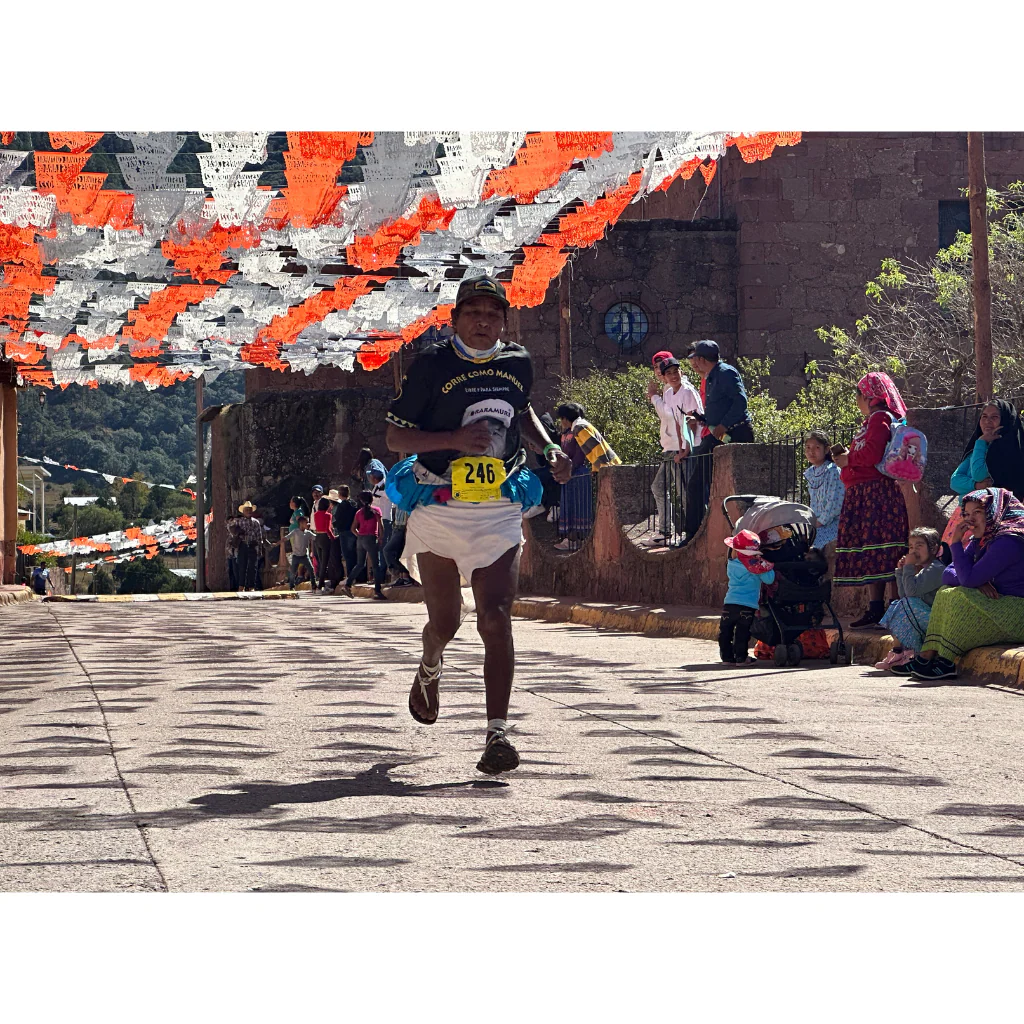 "RUN LIKE MANUEL" SHIRT - TRUE MESSAGES DONATION - Image 3