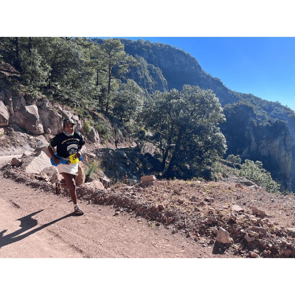 "RUN LIKE MANUEL" SHIRT - TRUE MESSAGES DONATION - Image 5